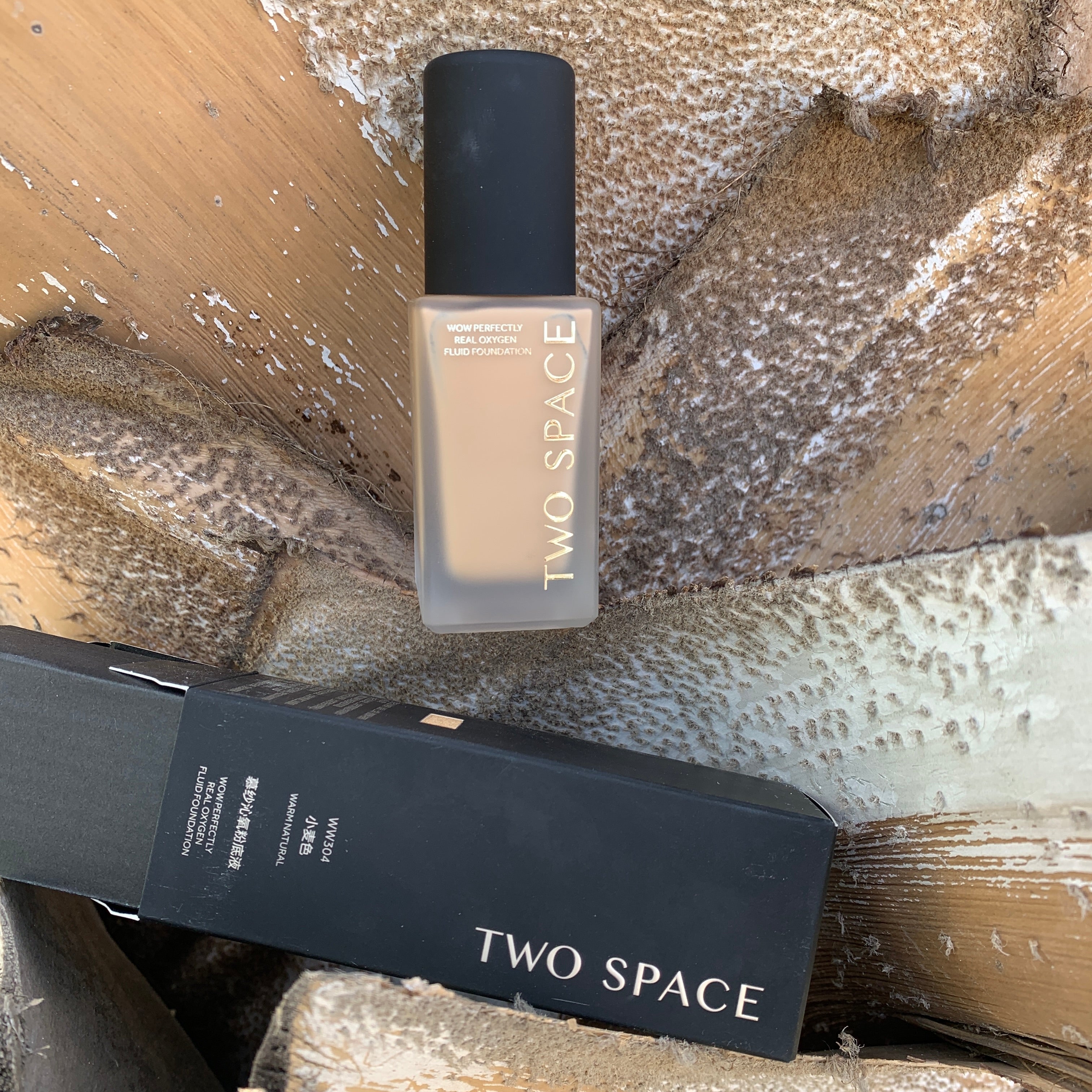 Two Space Foundation (made in Korea ) / best for daily use - Classy Touch Pk