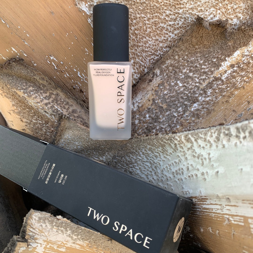 Two Space Foundation (made in Korea ) / best for daily use - Classy Touch Pk
