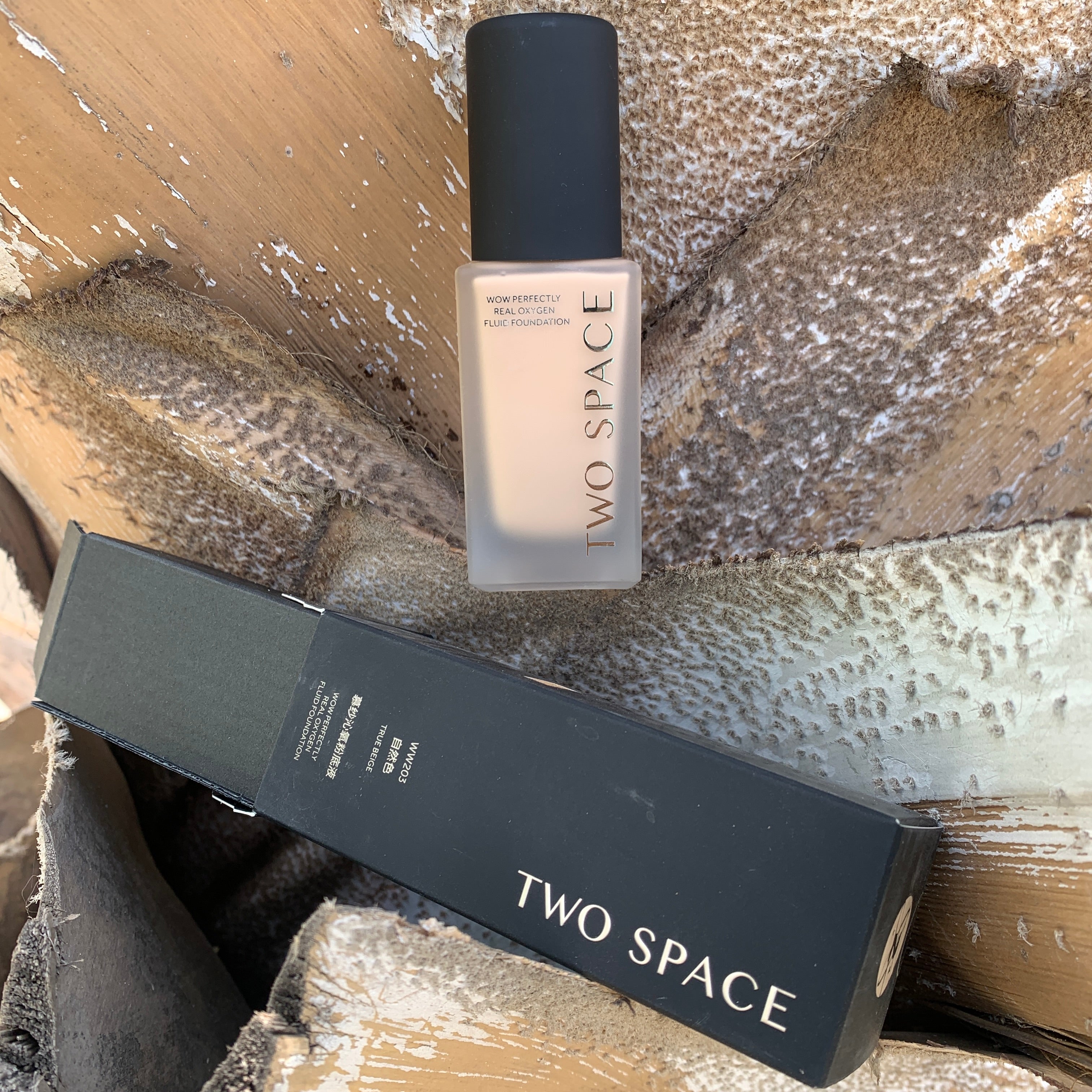 Two Space Foundation (made in Korea ) / best for daily use - Classy Touch Pk