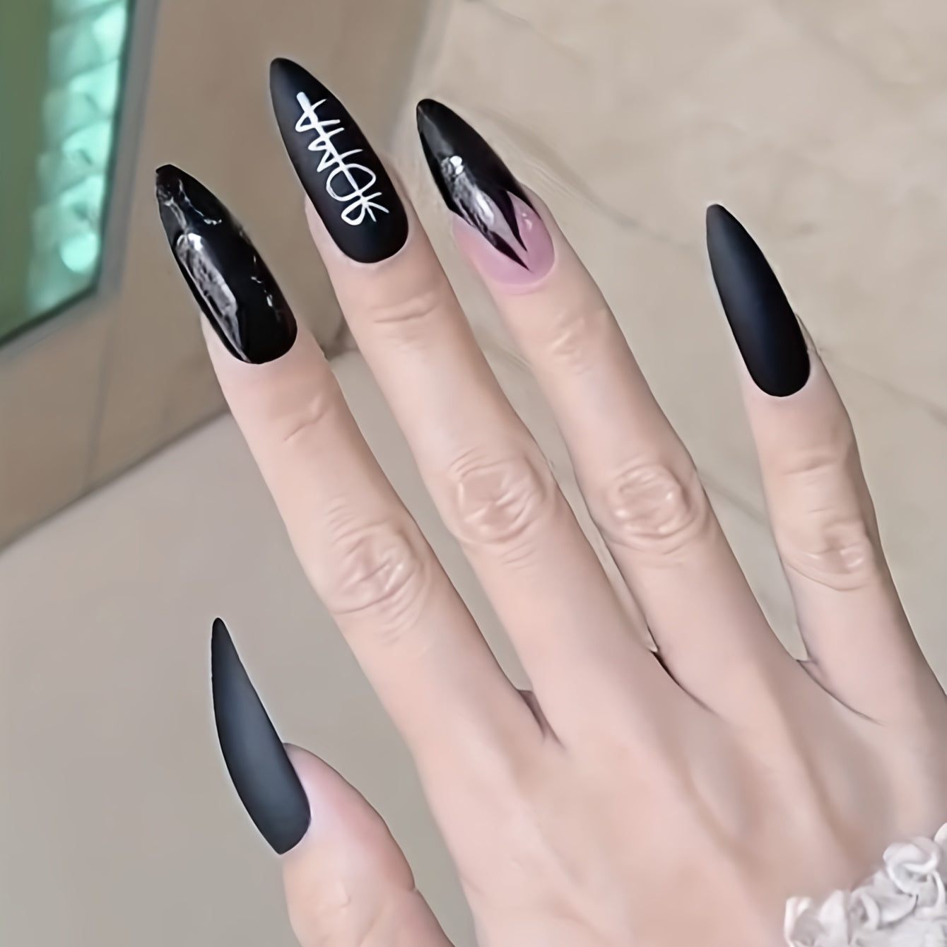 Long Almond Black And Pink Fake Nails