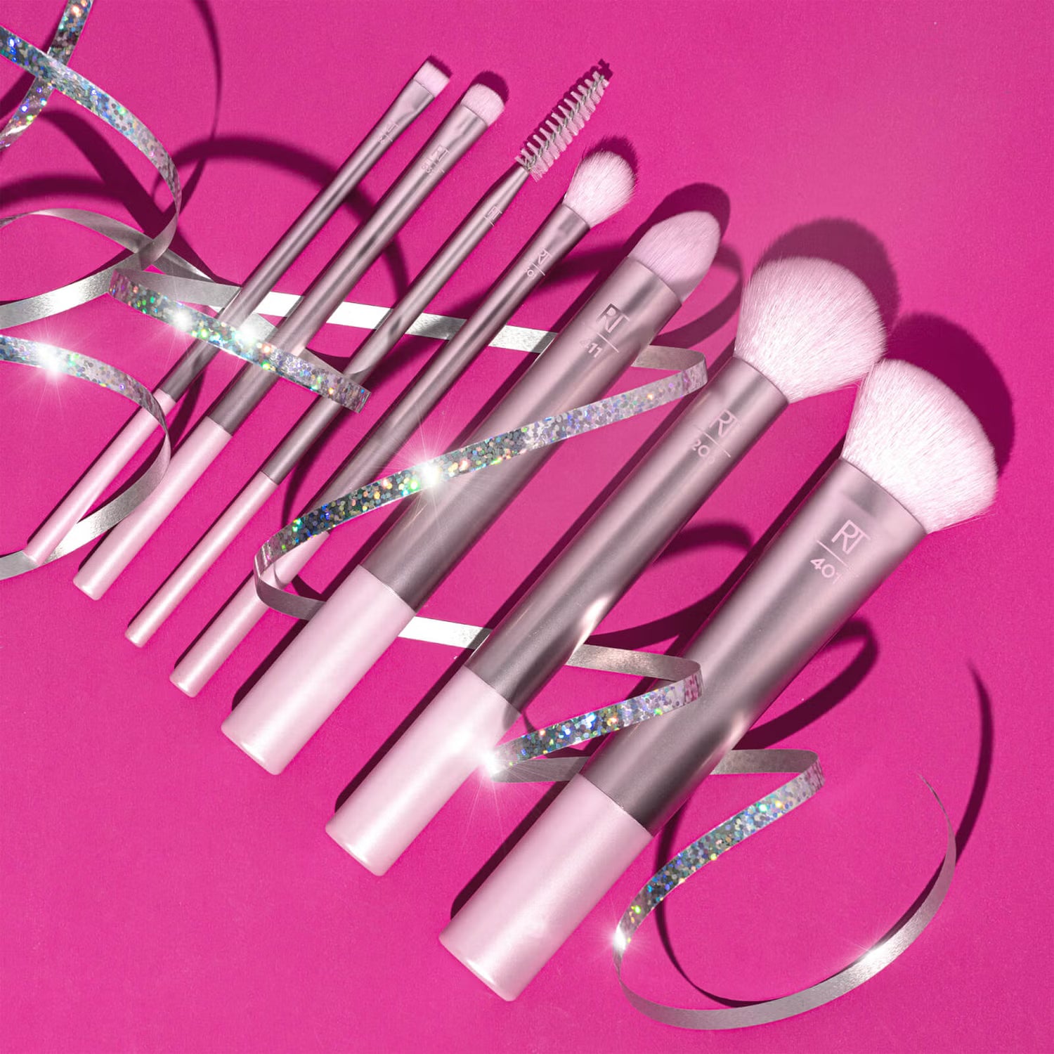 Real Techniques Light Up The Night Bundle (7 Piece Gift Set)