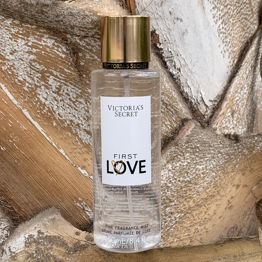 Victoria's Secret First Love Mist - Classy Touch Pk