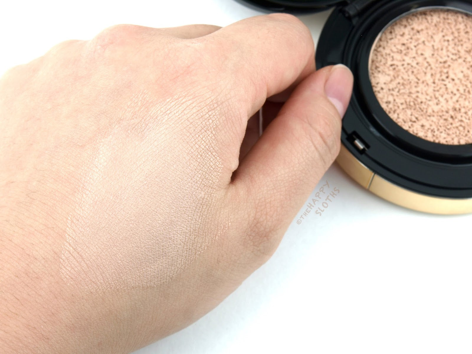 Yves Saint Laurent Le Cushion Encre De Peau Fusion Ink Cushion Foundation